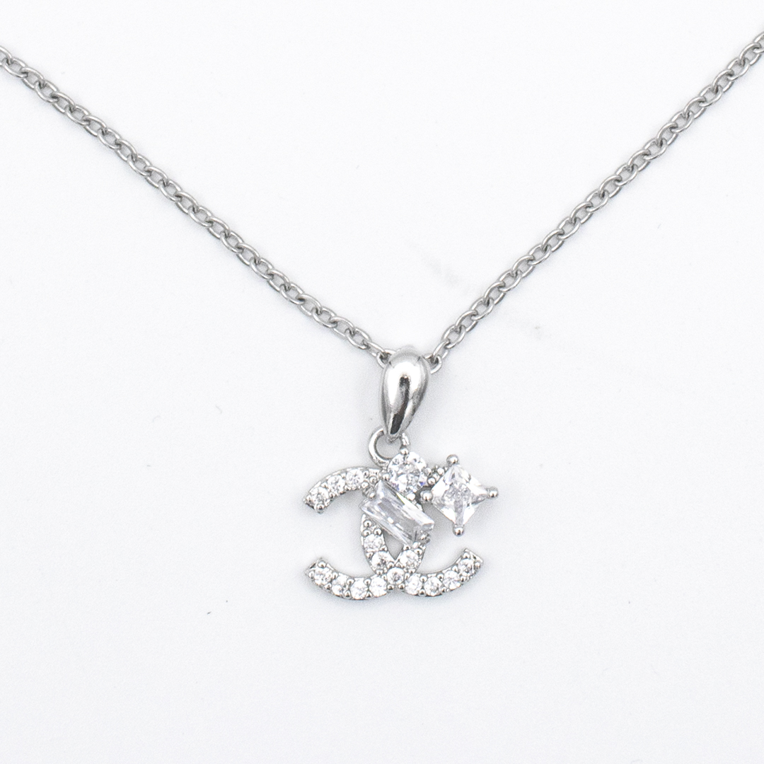 Fationable Chain Necklace For Women- Silver