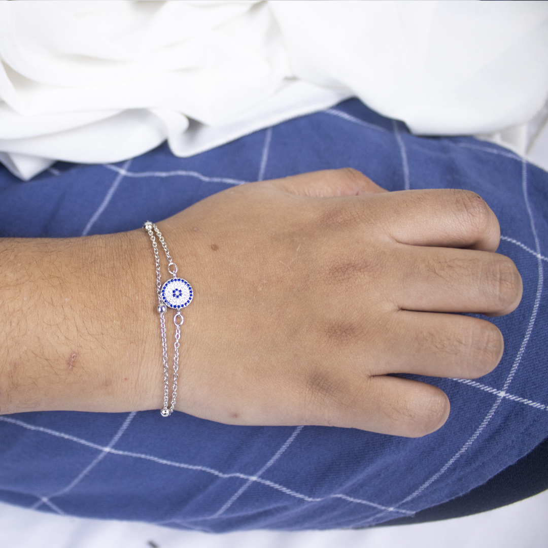 Great Looking Silver Alloy Bracelet for Women or Girl